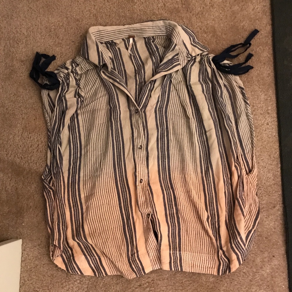 Free People shirt top size small
